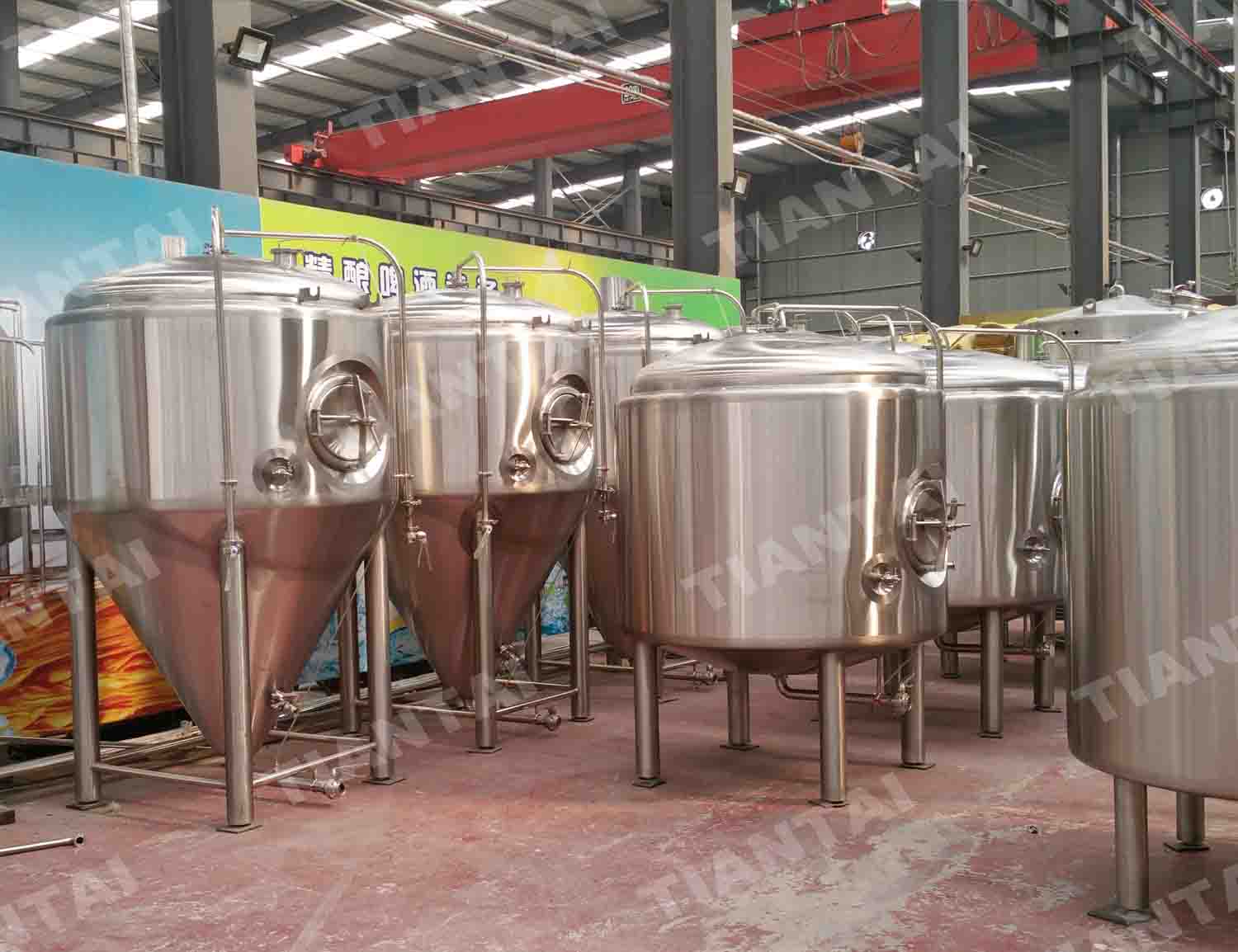 The main features of the modern conical fermentation tanks
